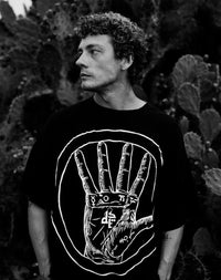 DST Astro Hand Tee